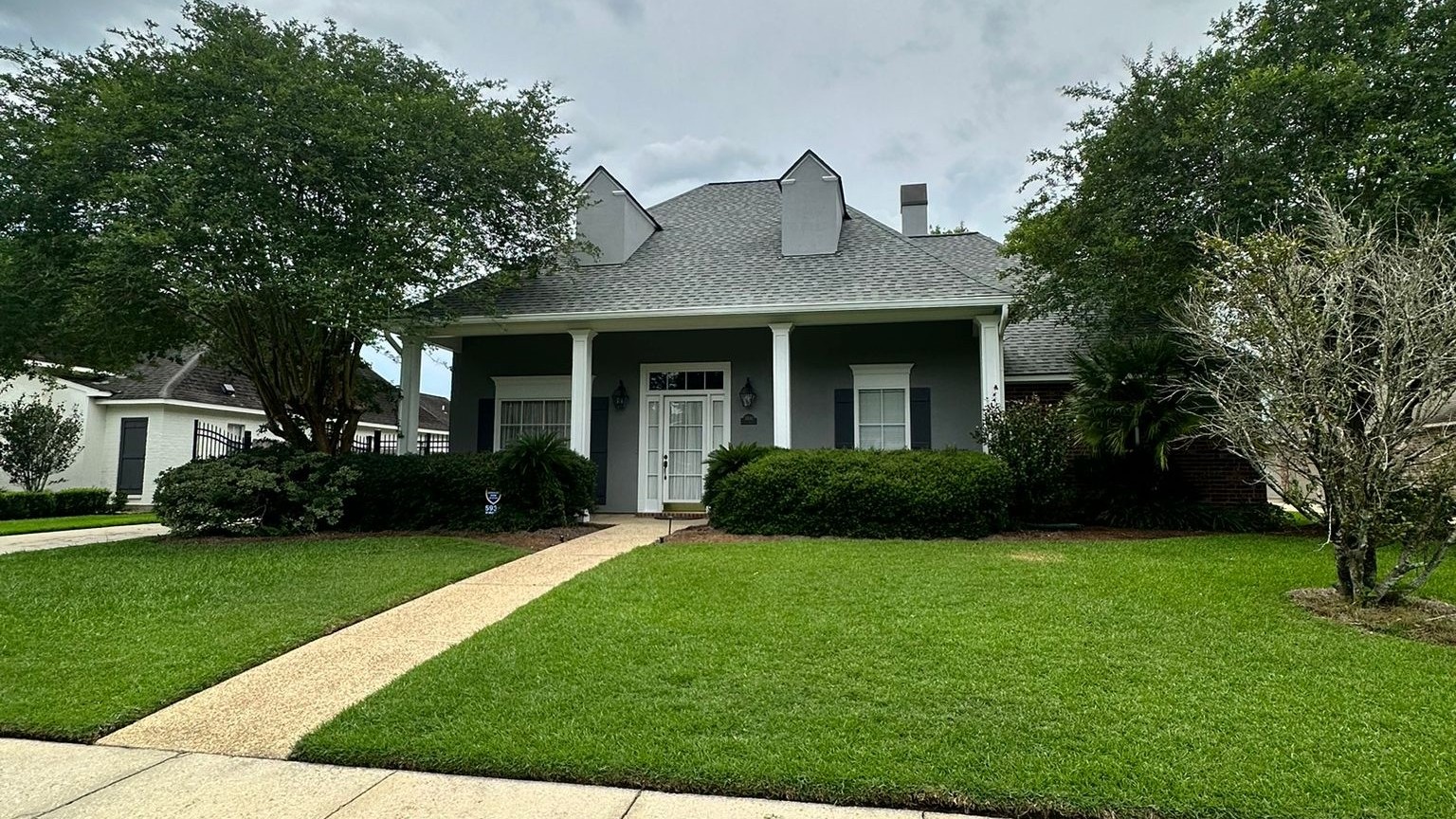 Second_Image_Gray_House_GeneralConstruction